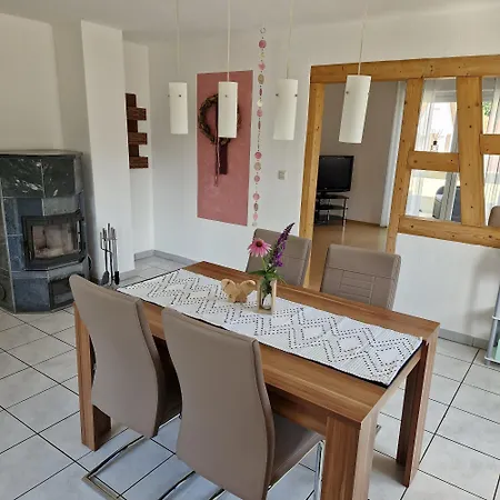 Vier Jahreszeiten Daire *