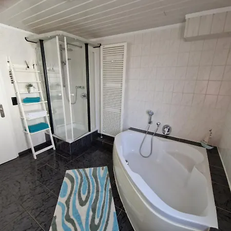 Daire Vier Jahreszeiten Burladingen